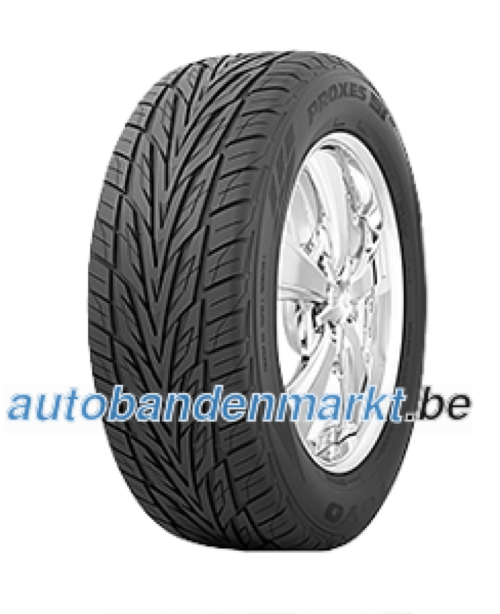 Toyo Proxes ST III ( 285/45 R22 114V XL, met wangbescherming (FSL) )