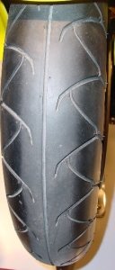 Bridgestone BT012 FJ ( 120/70 ZR17 TL (58W) M/C, Sonderkennung J, ruota anteriore )