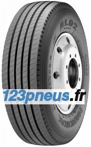 le profile AL 02 est un pneu radial• utilisation dans toutes les positions, pneu strie (a nervures) pour longs trajets de camionnage-tracteurs et remorques.Les quatre larges et profondes rainures ainsi que les profondes entailles insérées dans chaque nervure, offrent la même prise pied sur les surfaces humides et sèches que les pneus de type bloc.Meilleure résistance à l'usure de bande de roulement grace à un compose qui vainc l'accumulation de chaleur et améliore sa résistance.