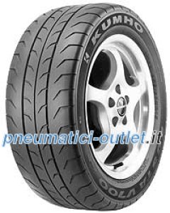 Kumho Ecsta V700
