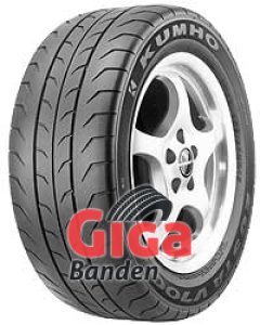 Kumho Ecsta V700