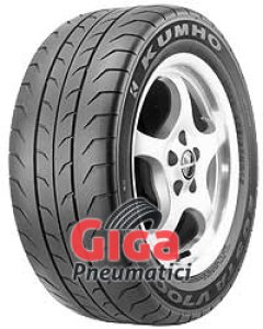 Kumho Ecsta V700