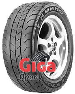 Kumho Ecsta V700